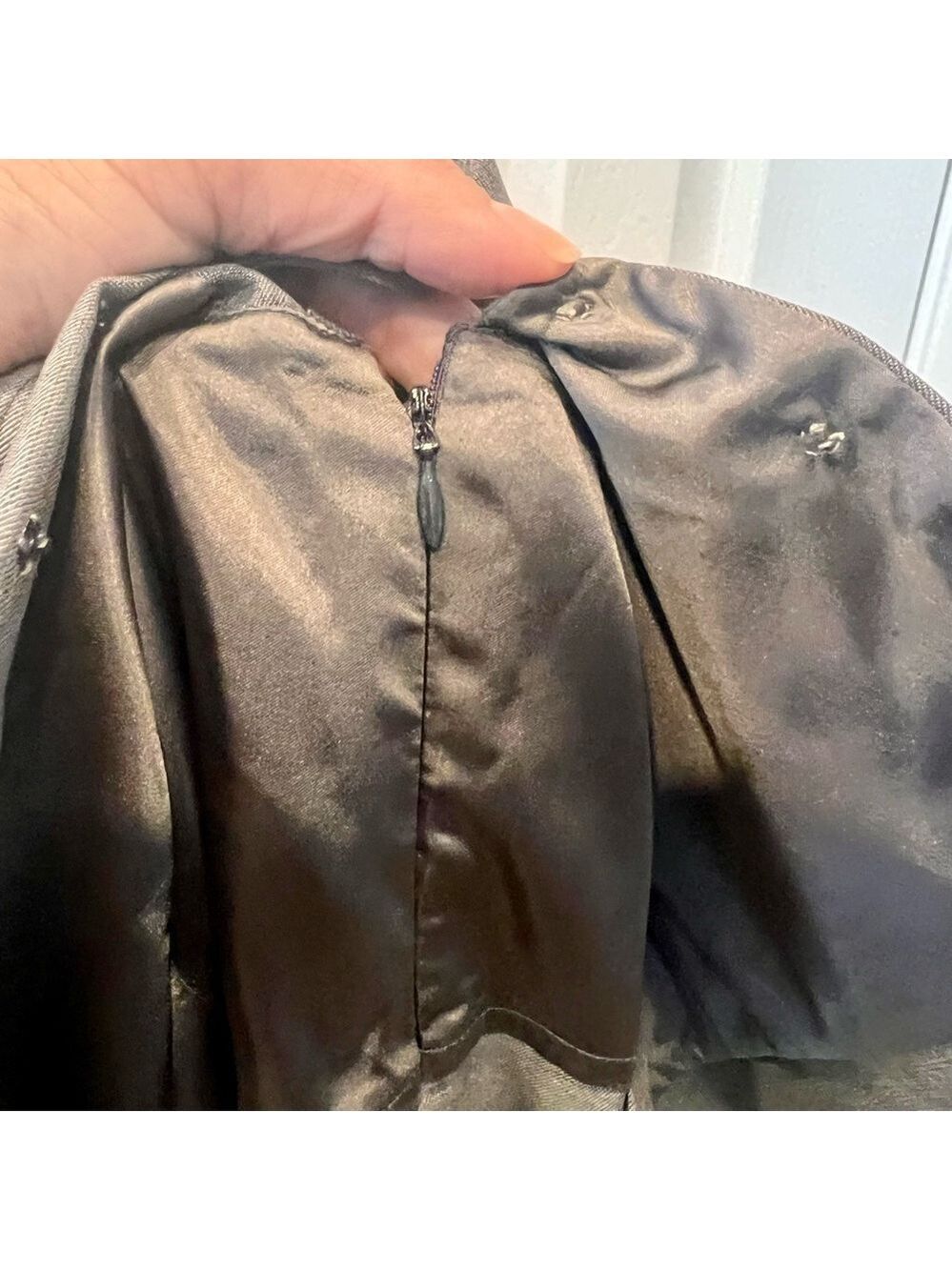 Max MARA gray bubble hem dress. Made in Italy. Size 10 - Picture 10 of 13